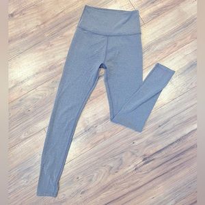 Beyond Yoga Spacedye Leggings in Lilac Grey